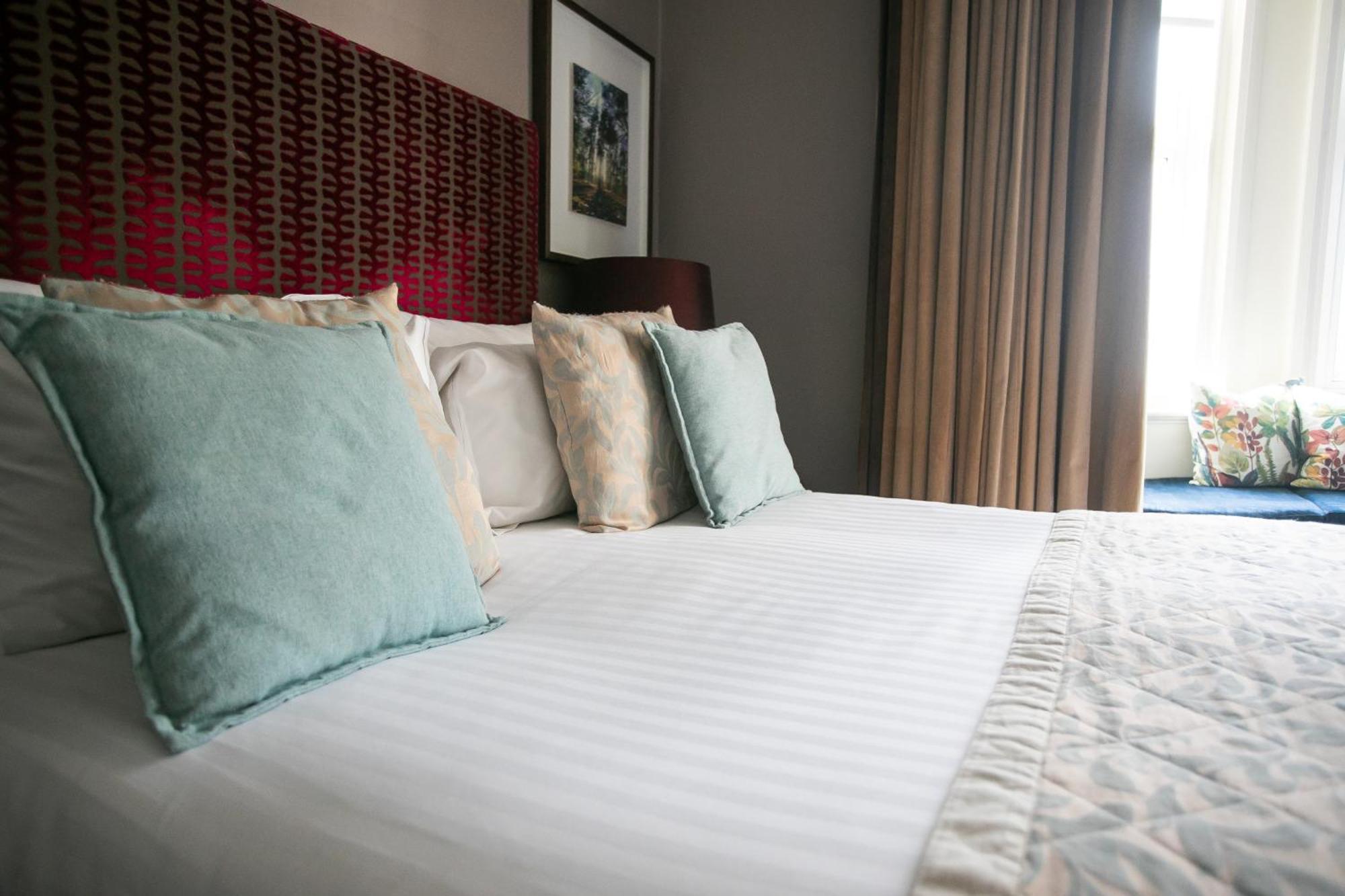 Hartsfield Manor Otel Dorking Oda fotoğraf